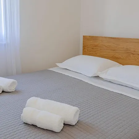 Nikol Apartment